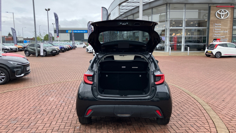 Toyota Yaris 1.5 Hybrid Design 5dr CVT Hybrid Hatchback